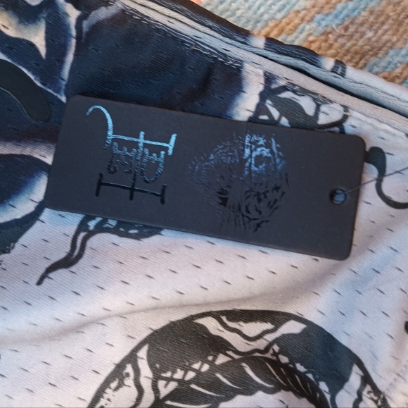 Ed Hardy Shorts. NEW XL Skull Panther Men's Mesh Athletic Shorts - Picture 11 of 12